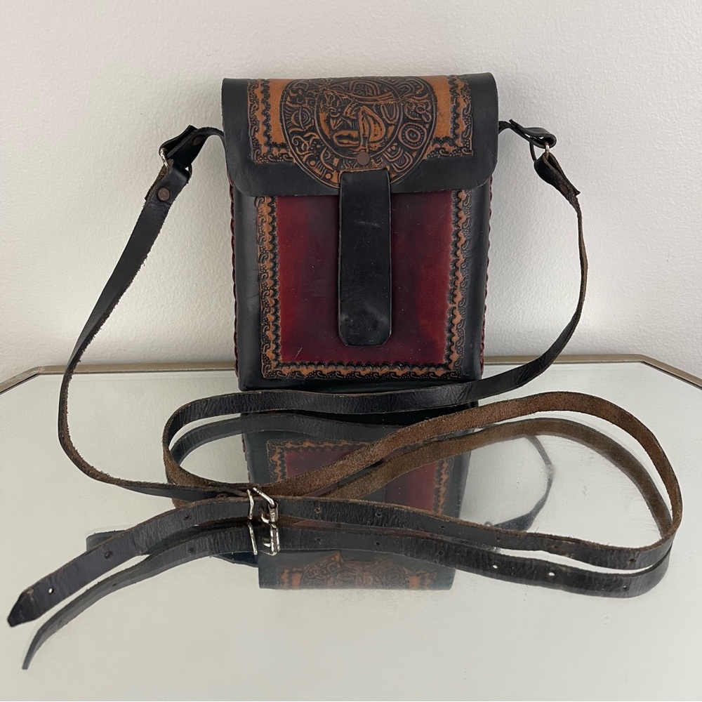 Vintage Hard Shell Tooled Leather Black Tan Red Aztec Graphic Crossbody Bag